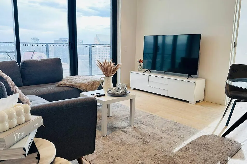 2 Bedroom Ap In The Heart Of Cbd Adelaide Apartment