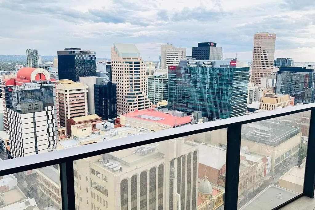 2 Bedroom Ap In The Heart Of Cbd Adelaide 0*,