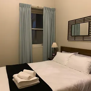 Boutique In The Heart Of Cbd Apartment
