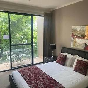 Rnr Sturt Apartment